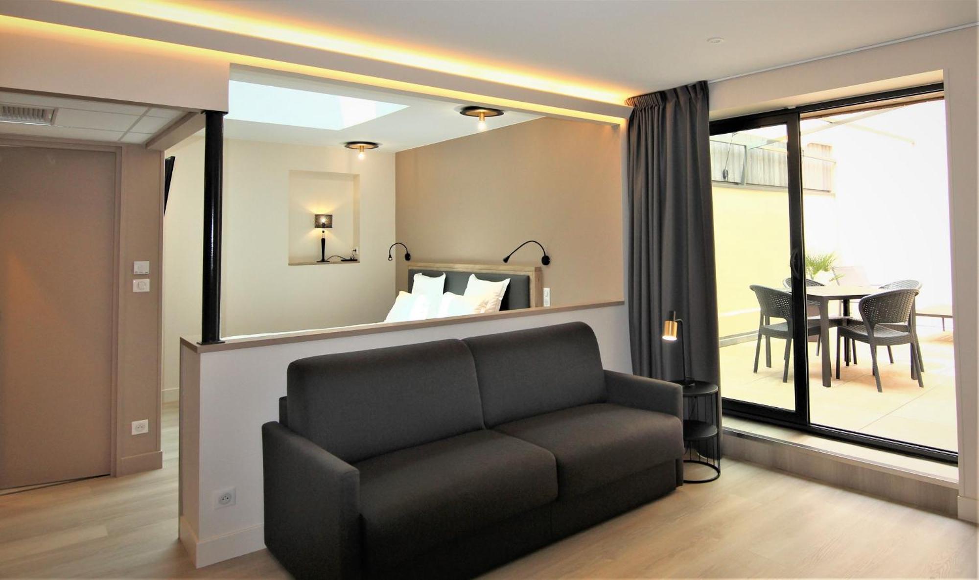Hotel Montaigne ซาร์ลา-ลา-กาเนดา ภายนอก รูปภาพ