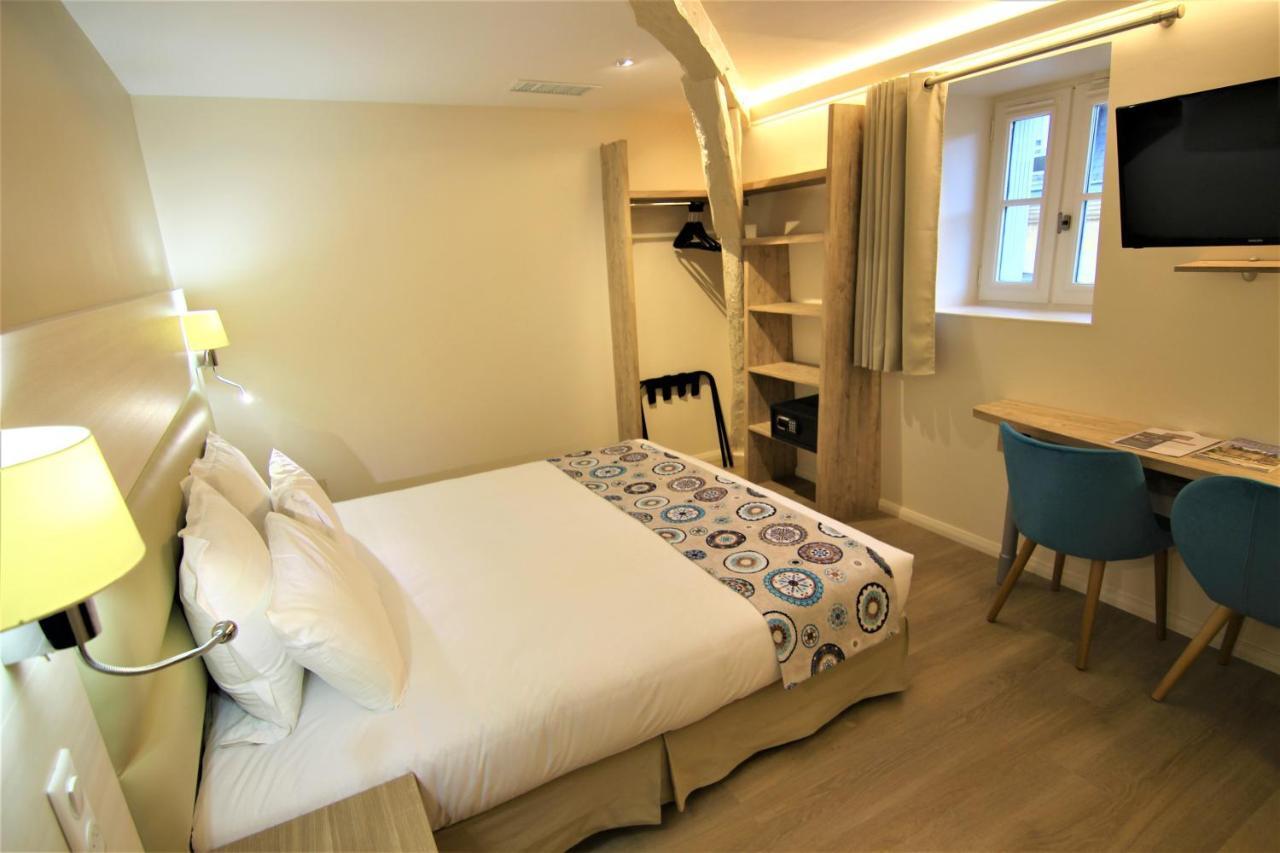 Hotel Montaigne ซาร์ลา-ลา-กาเนดา ภายนอก รูปภาพ